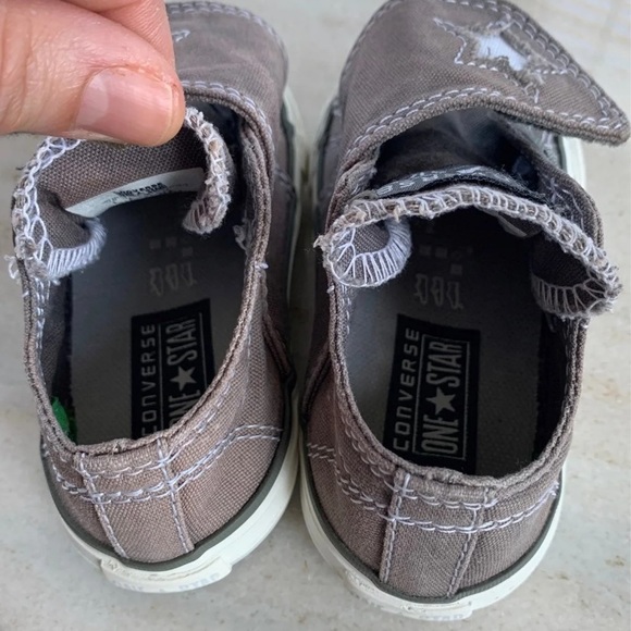 Converse Toddlers Size 5T - Picture 3 of 6